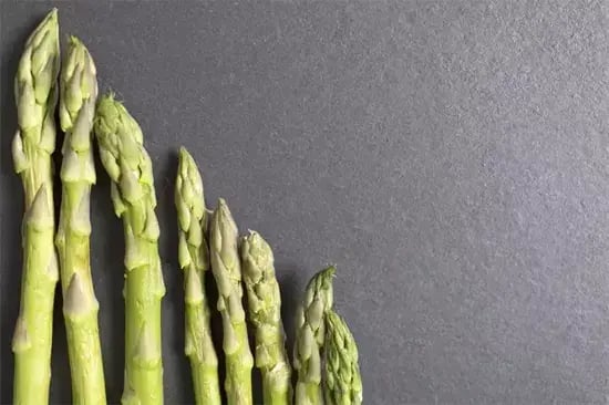 selectionoffreshasparagu